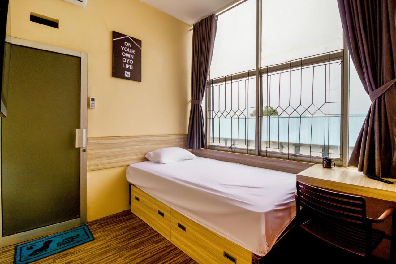 Oyo Life 3149 Guest House Ppli 万隆 外观 照片