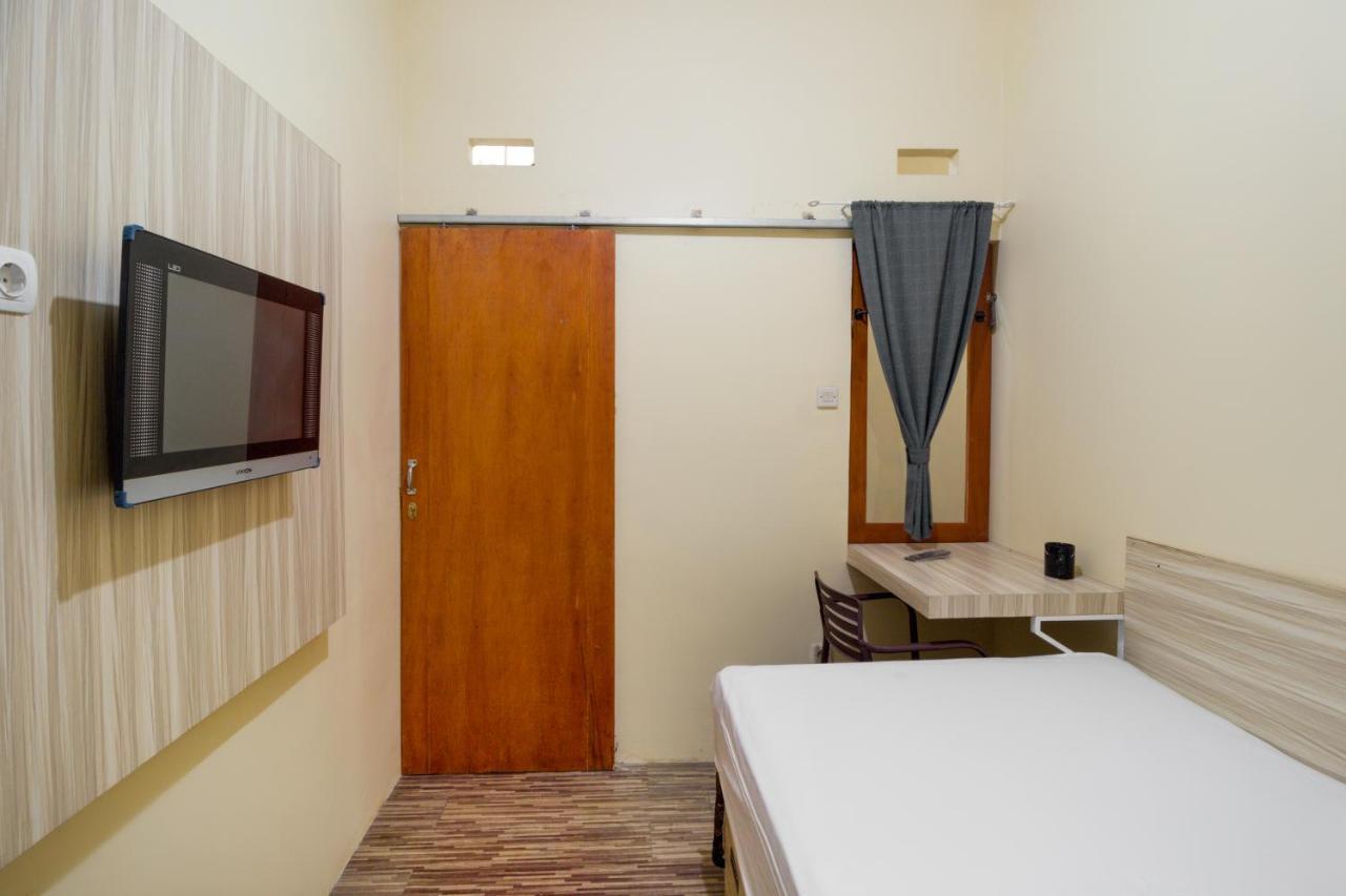 Oyo Life 3149 Guest House Ppli 万隆 外观 照片
