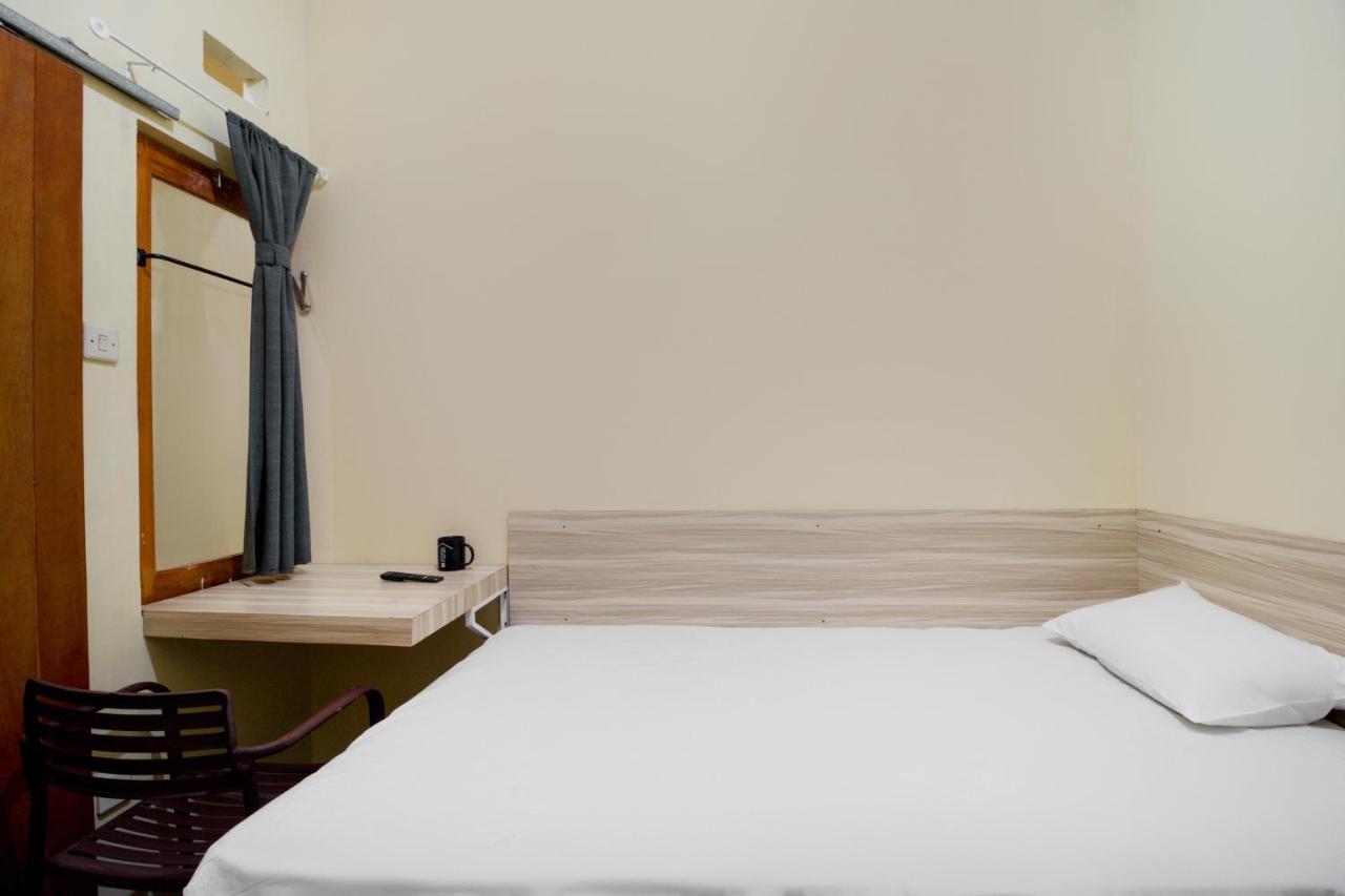 Oyo Life 3149 Guest House Ppli 万隆 外观 照片